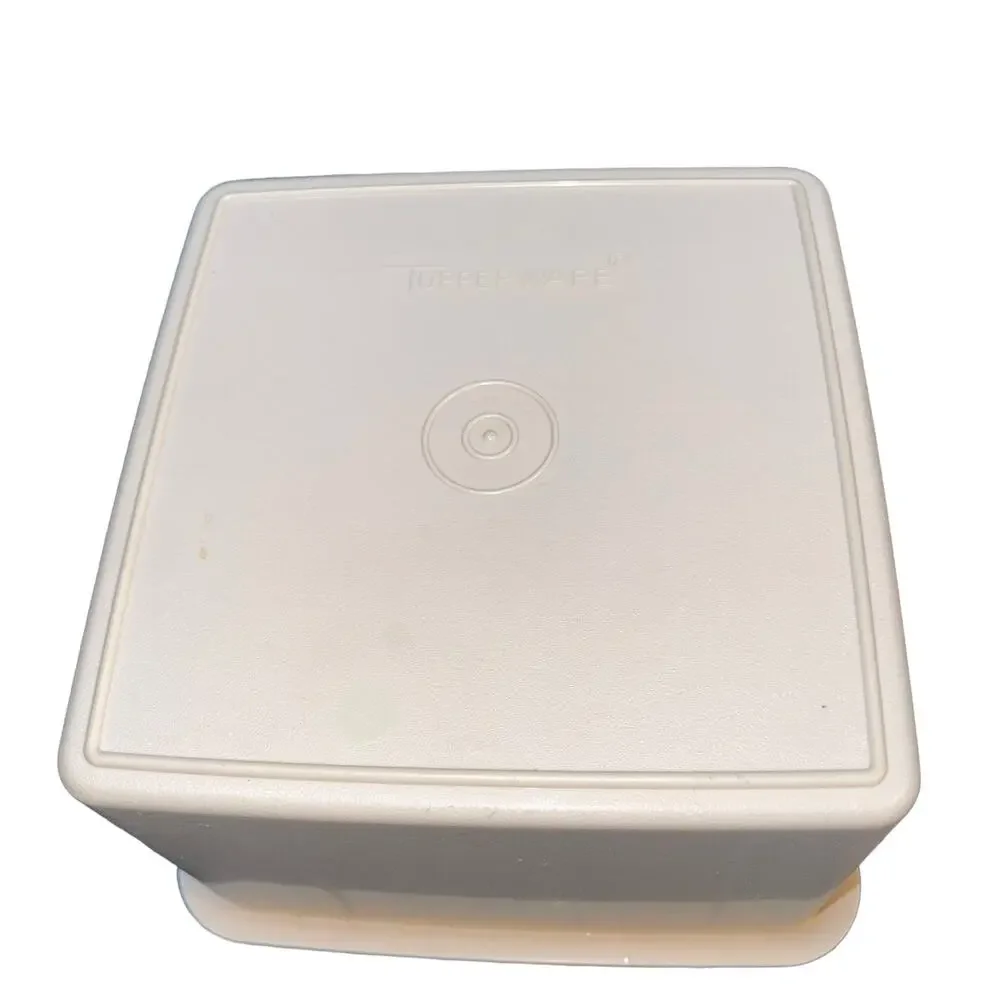Tupperware Replacement Base 1674 Almond Sandwich Keeper Square Away 6